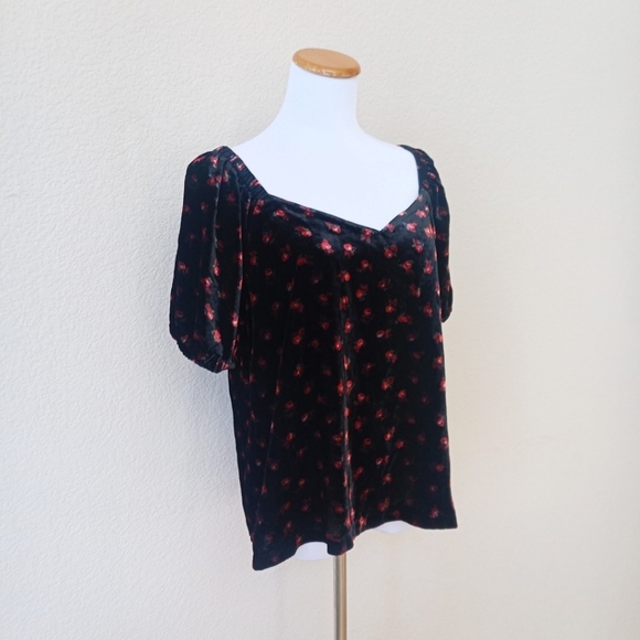 Loft velvet floral puff sleeve sweetheart neckline blouse - Picture 5 of 10